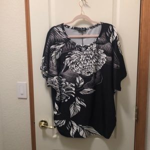 Lights weight blouse, great for summer.